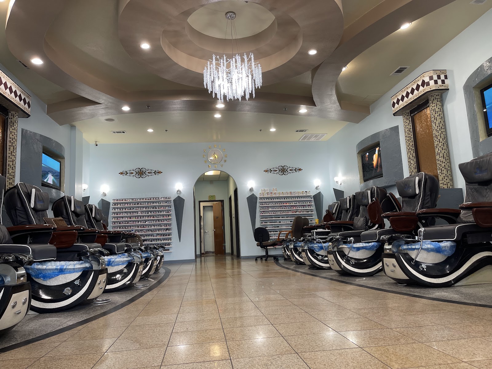 Deluxe Nails and Spa - Basswood 20% Off New Clients nail work in Fort Worth, Texas